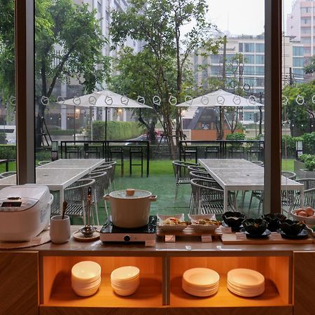 Oakwood Suites Bangkok Ngoại thất bức ảnh