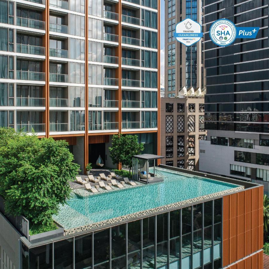 Oakwood Suites Bangkok Ngoại thất bức ảnh The rooftop pool