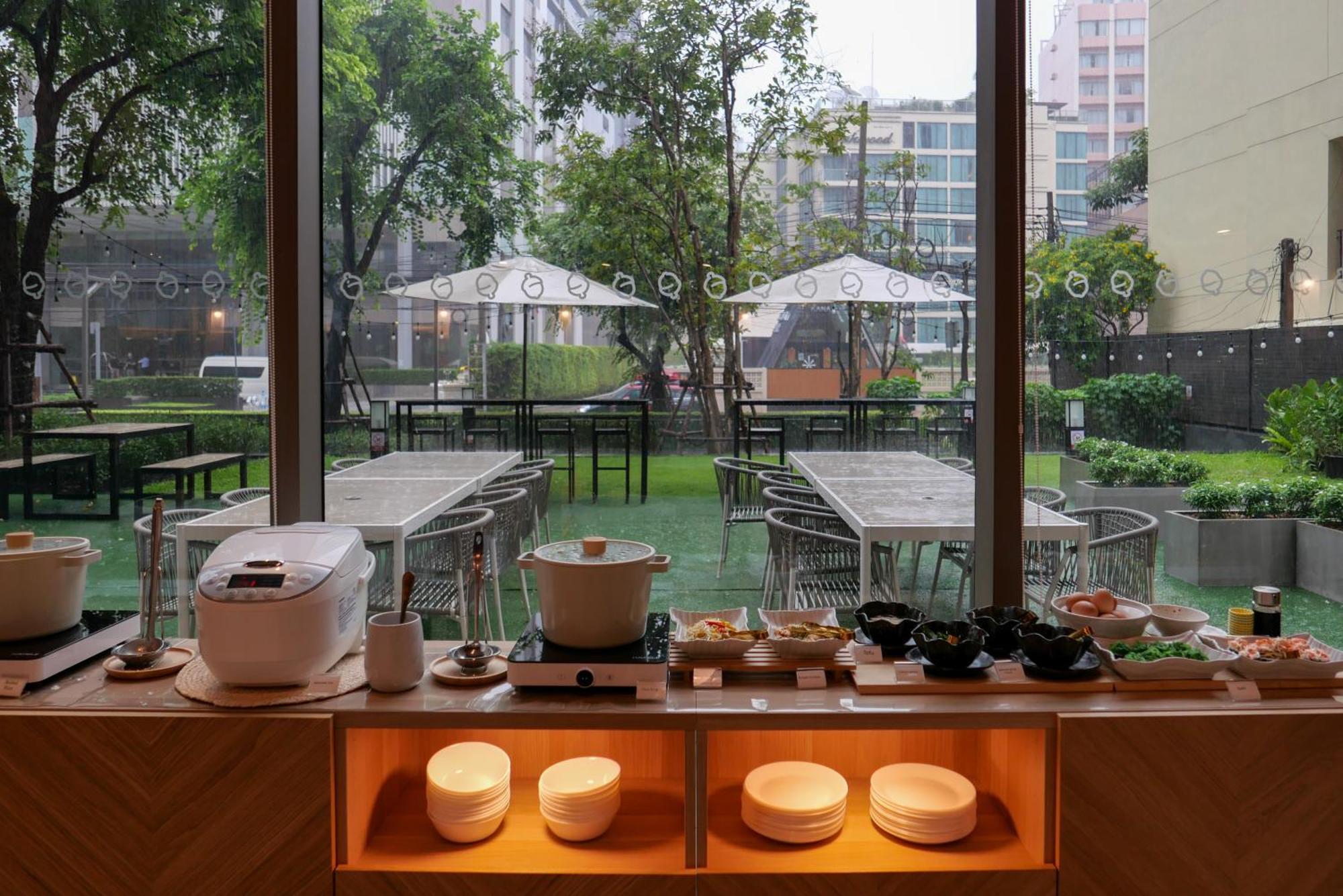 Oakwood Suites Bangkok Ngoại thất bức ảnh